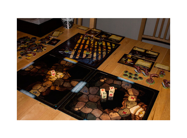 Mice & Mystics Brettspill 